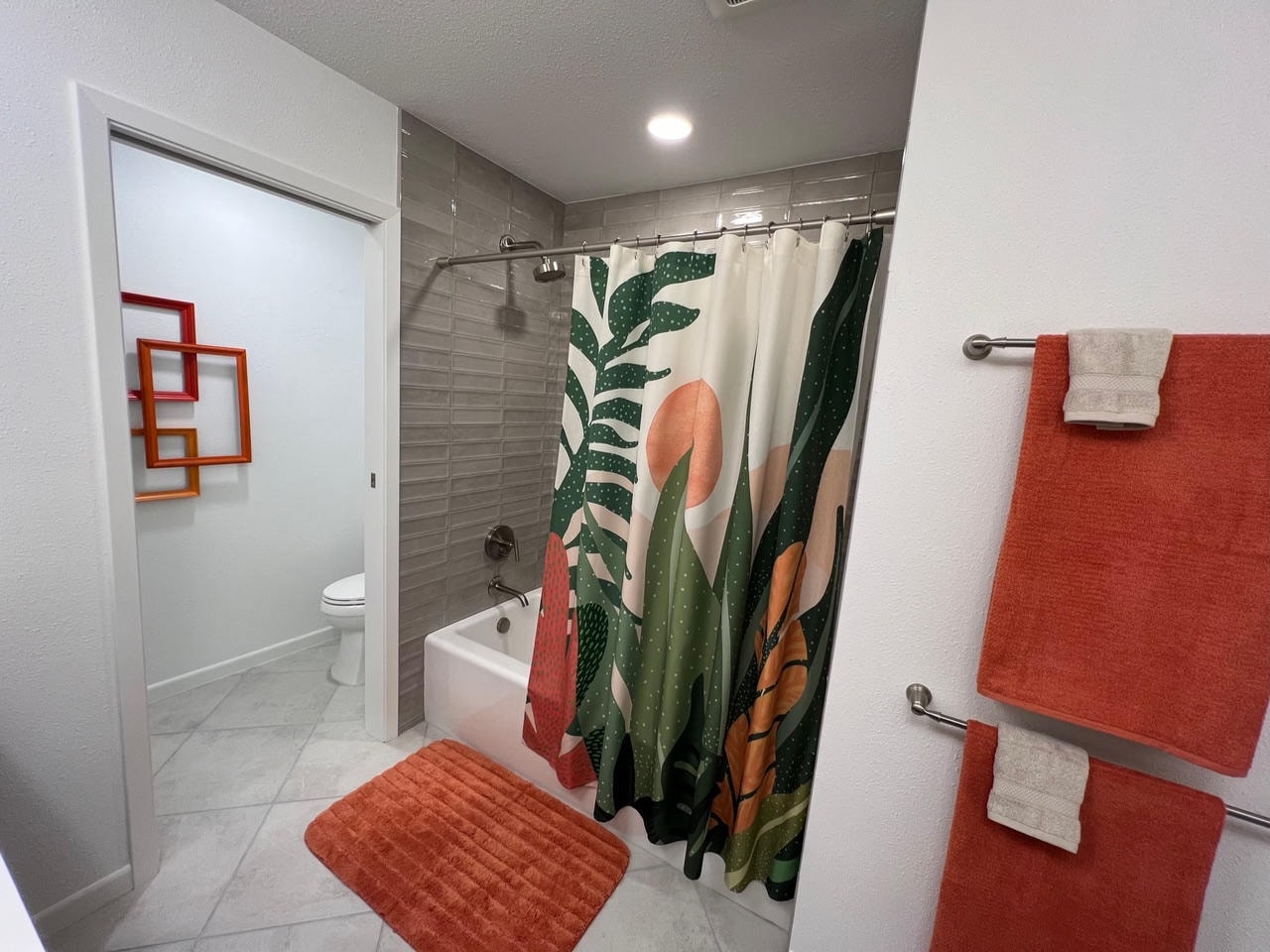 Austin Trail — After, bathroom with botanical shower curtain
